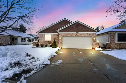 304 Mae, Romeo, MI 48065