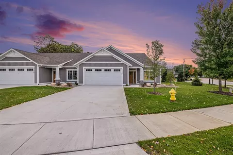 7622 Baldwin Woods #35, Jenison, MI 49428