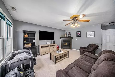 Living - 2018 Elwood, Spring Arbor, MI 49283 photo 4 of 5
