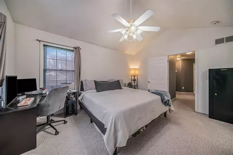 Bedroom - 2018 Elwood, Spring Arbor, MI 49283 photo 2 of 8