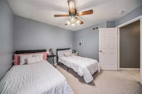 Bedroom - 2018 Elwood, Spring Arbor, MI 49283 photo 5 of 8