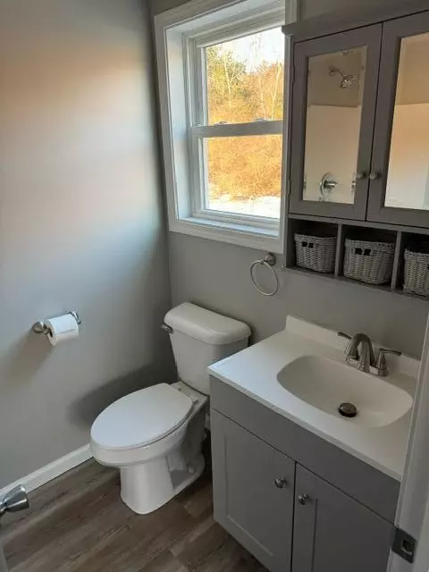 Bath - 2879 W 112th, Grant, MI 49327 photo 2 of 2