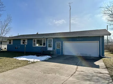 1636 S Cherry, Stevensville, MI 49127
