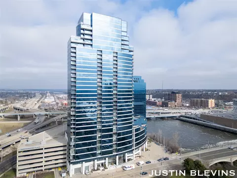 335 Bridge #300, Grand Rapids, MI 49504