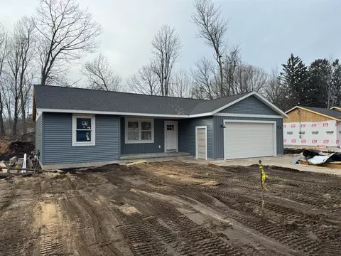 3661 Waalkes, Norton Shores, MI 49444