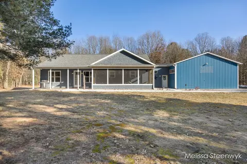 Exterior - 923 60th, Pullman, MI 49450 photo 2 of 13