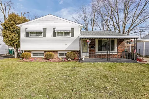 1417 Harry, Ypsilanti, MI 48198
