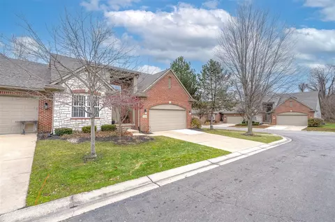 1210 Wind Chime, Waterford, MI 48327