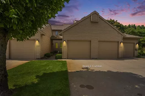 1381 W Harbour Towne #234, Muskegon, MI 49441