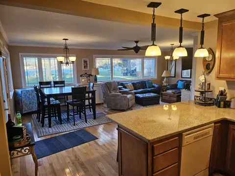 5199 Redding, Pinckney, MI 48169 photo 4
