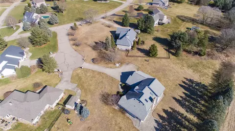 View/Area - 305 Annes, Plainwell, MI 49080 photo 2 of 7
