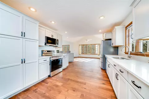 Kitchen - 305 Annes, Plainwell, MI 49080 photo 3 of 3