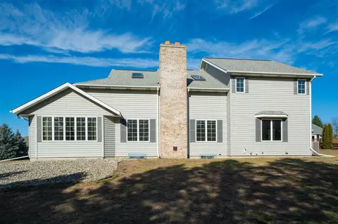 Exterior - 305 Annes, Plainwell, MI 49080 photo 7 of 9