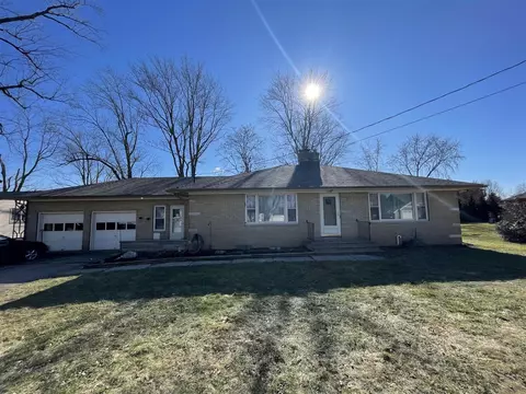328 W Division, Sparta, MI 49345