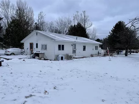 932 N Wilson, Boyne City, MI 49712