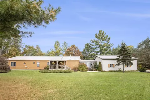 Exterior - 3630 E Baker, Hesperia, MI 49421 photo 15 of 20