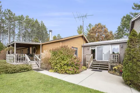 Exterior - 3630 E Baker, Hesperia, MI 49421 photo 5 of 20