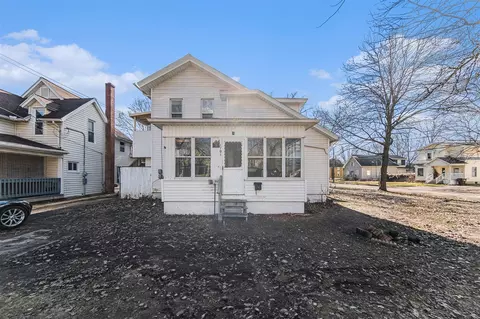 1701 E Ganson, Jackson, MI 49202