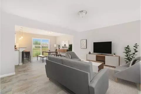 Living - 602 Oklahoma, Three Rivers, MI 49093 photo 3 of 3