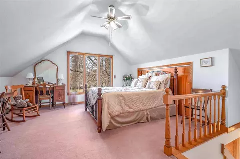 Bedroom - 706 Tomahawk, Coldwater, MI 49036 photo 2 of 3