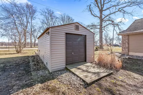 Exterior - 706 Tomahawk, Coldwater, MI 49036 photo 9 of 15