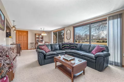 Living - 706 Tomahawk, Coldwater, MI 49036 photo 1 of 4