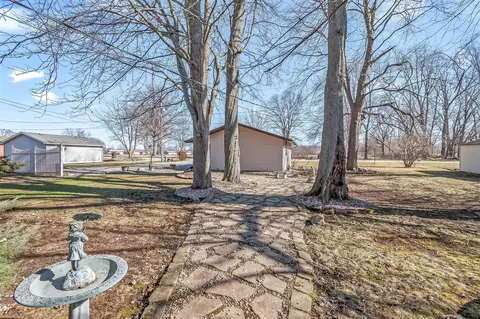 Exterior - 706 Tomahawk, Coldwater, MI 49036 photo 6 of 15