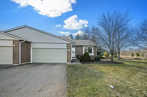 884 Creekridge, Holland, MI 49423
