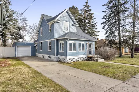 Exterior - 712 Griswold, Jackson, MI 49203 photo 2 of 6