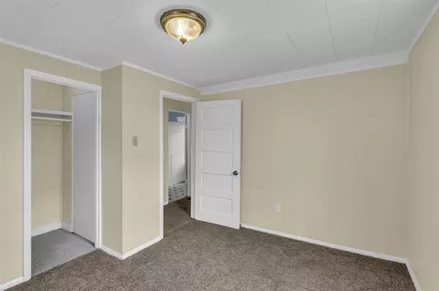 Bedroom - 712 Griswold, Jackson, MI 49203 photo 3 of 4