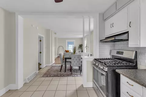 Kitchen - 712 Griswold, Jackson, MI 49203 photo 2 of 3