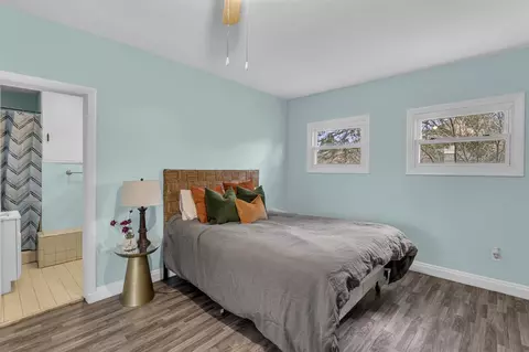 Bedroom - 712 Griswold, Jackson, MI 49203 photo 2 of 4