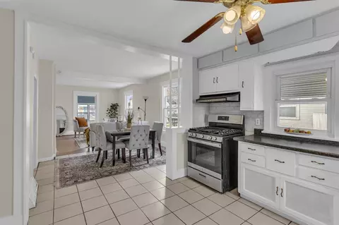 Kitchen - 712 Griswold, Jackson, MI 49203 photo 3 of 3
