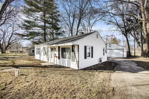 2132 Lewis, Niles, MI 49120