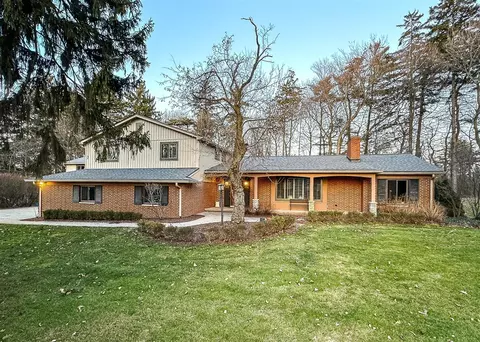 3515 Walbri, Bloomfield Hills, MI 48304