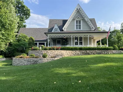 9 E Fremont, Douglas, MI 49406 photo 1