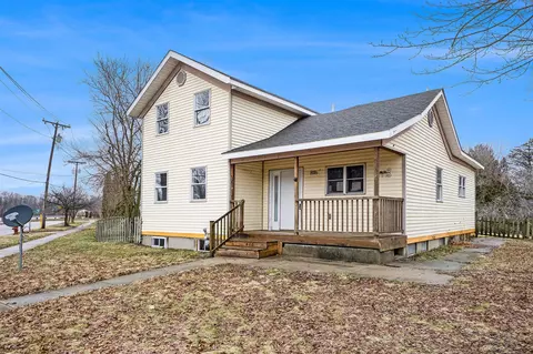 410 Eighth, Three Rivers, MI 49093 photo 2