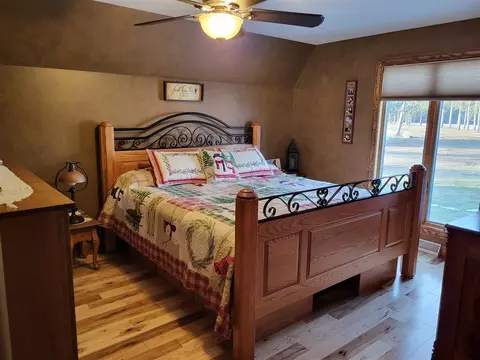 Bedroom - 11497 S Woodruff, Blanchard, MI 49310 photo 1 of 2
