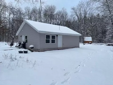 9461 W 26, Mesick, MI 49668