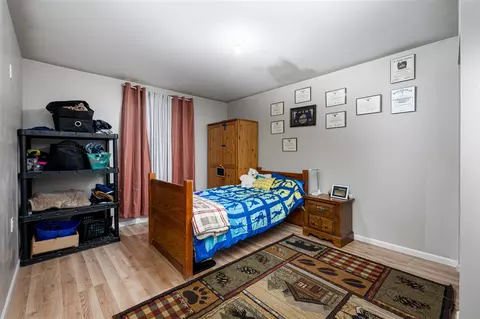 Bedroom - 7029 Jolyn, Jackson, MI 49201 photo 10 of 11