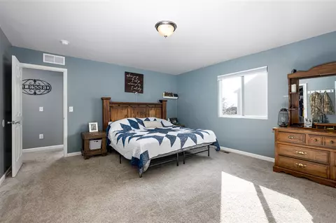 Bedroom - 7029 Jolyn, Jackson, MI 49201 photo 2 of 11