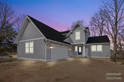 Exterior - 939 Buttrick, Ada, MI 49301 photo 10 of 12
