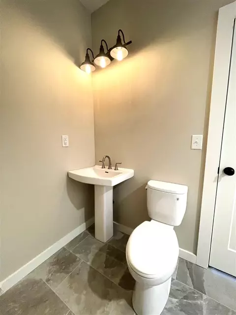 Bath - 14205 Wildwood, Harbert, MI 49115 photo 5 of 5