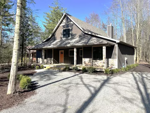 14205 Wildwood, Harbert, MI 49115