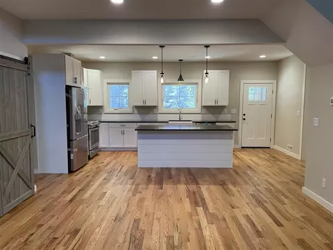 Kitchen - 14205 Wildwood, Harbert, MI 49115 photo 1 of 7