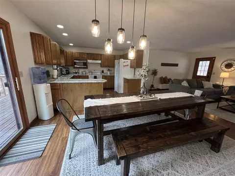Dining - 9075 Ferris, Grant, MI 49327 photo 1 of 2