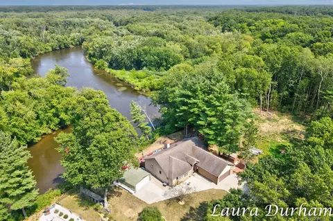 3115 Riverbend, Fennville, MI 49408