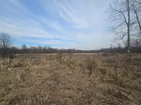 65387 38th, Paw Paw, MI 49079