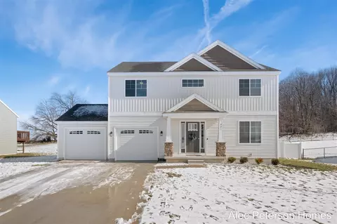 331 Miller, Caledonia, MI 49316