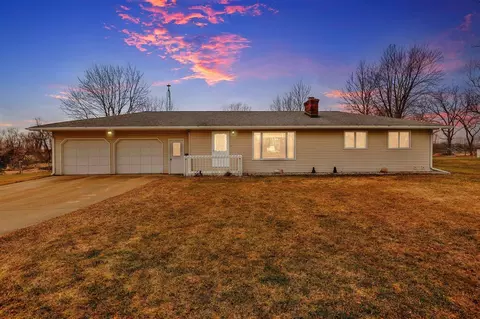6516 Lyons, Portland, MI 48875
